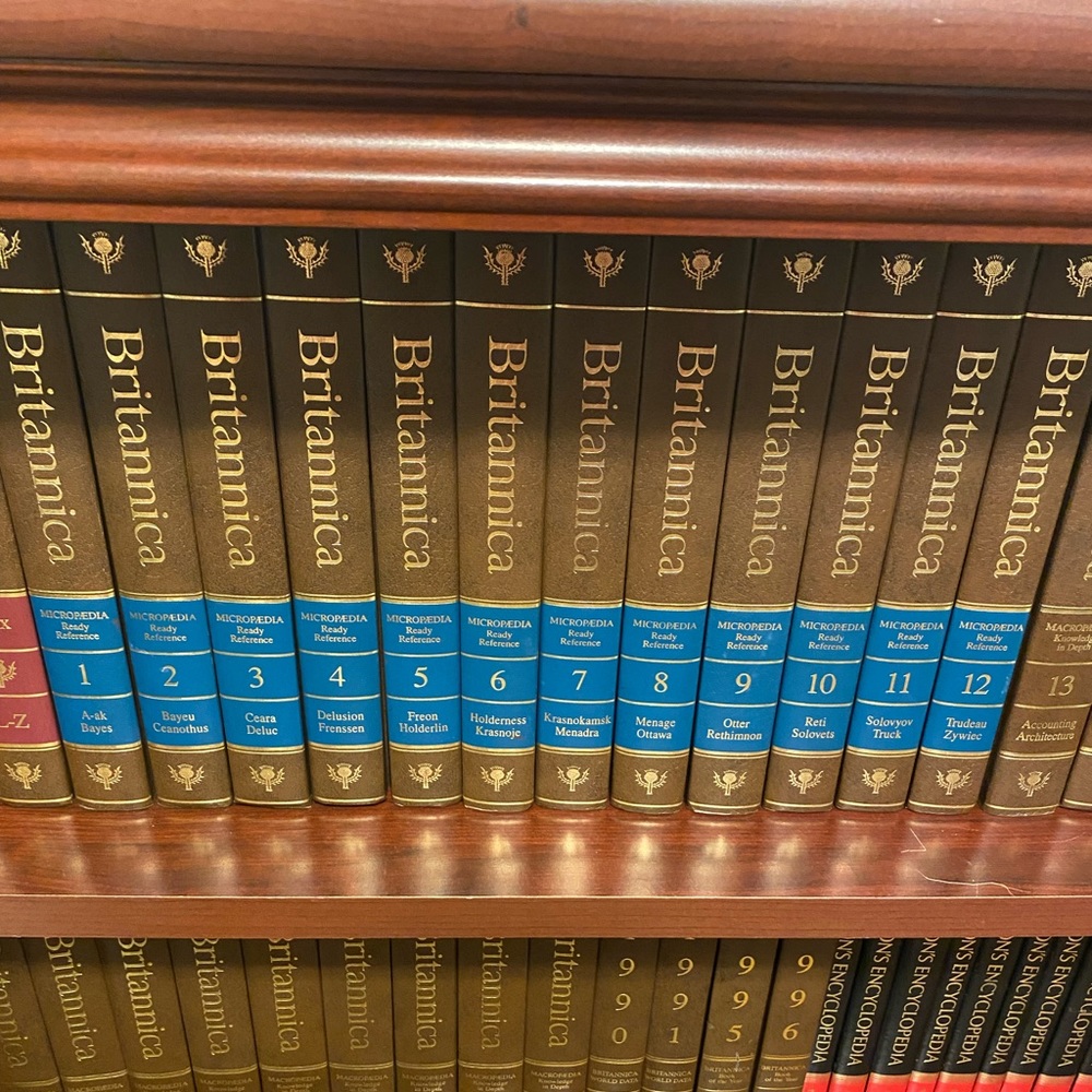 Britannica Book